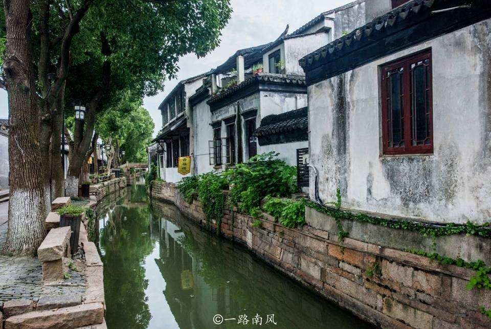 矮人国之战3中文无敌版